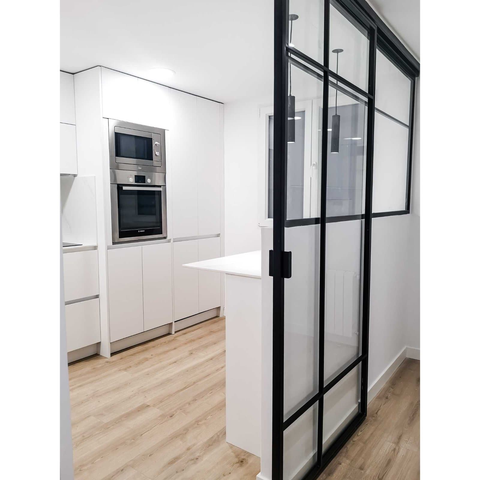 Después de la reforma: la cocina de una reforma integral en Madrid, antes y después