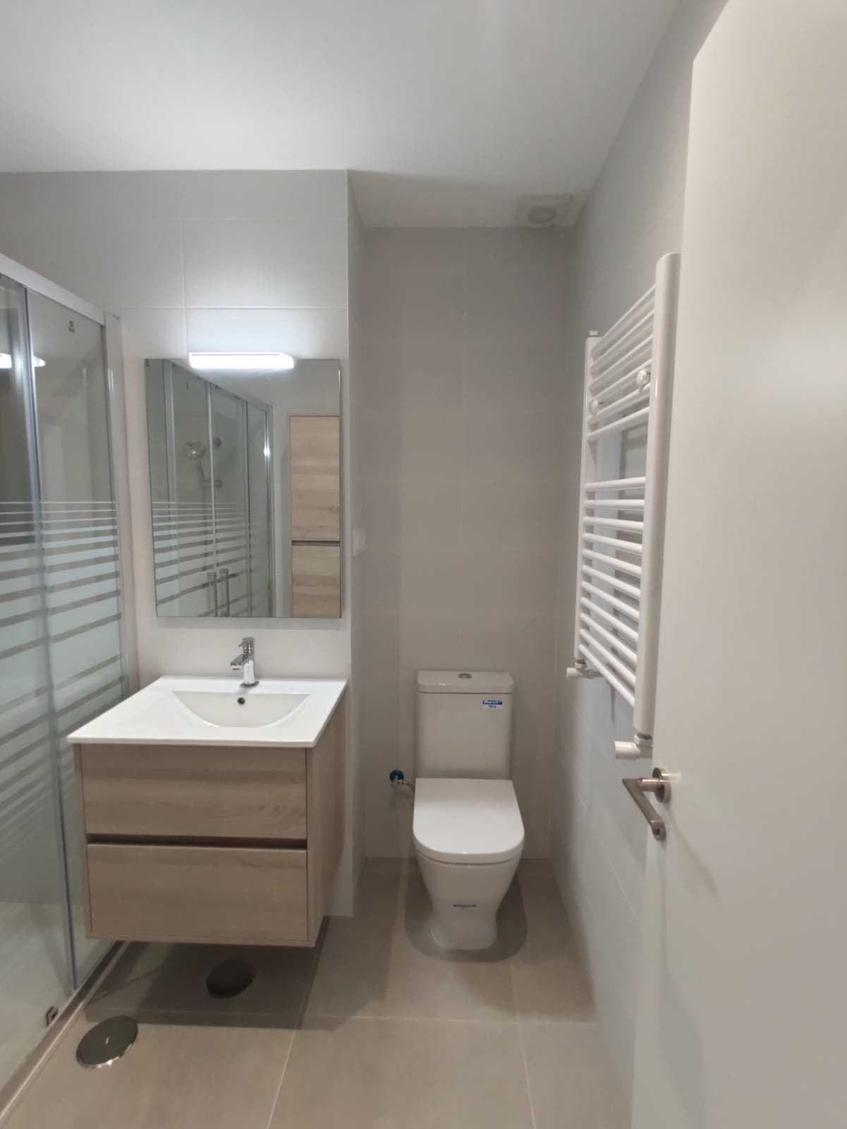 Después de la reforma: el baño de una reforma integral en Madrid, antes y después