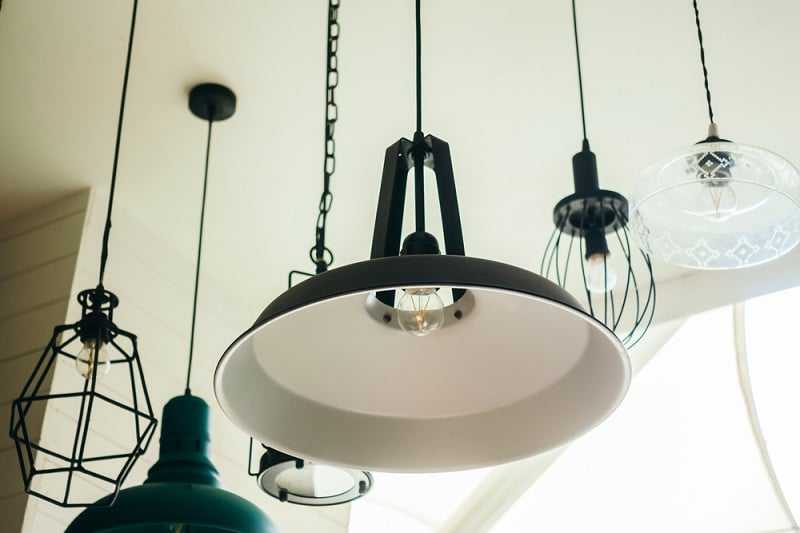 5 ideas para instalar lámparas colgantes en tu casa